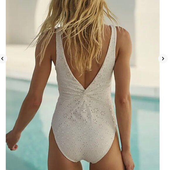 Free People Juillet NWT White Eyelets One-Piece Swimsuit size L - Picture 2 of 10